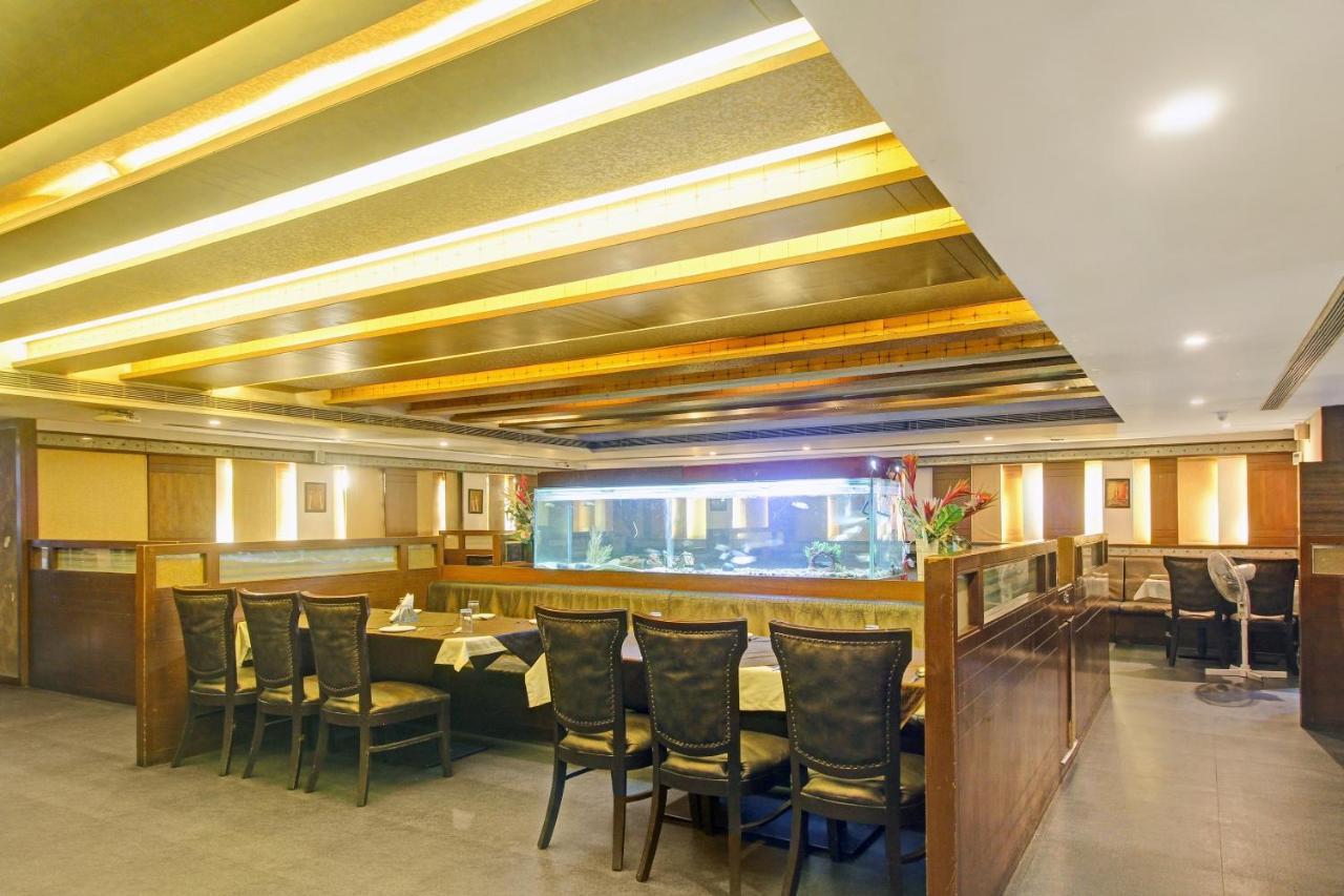 Collection O 82357 Hotel Surabhi Pride Trimulgherry Esterno foto