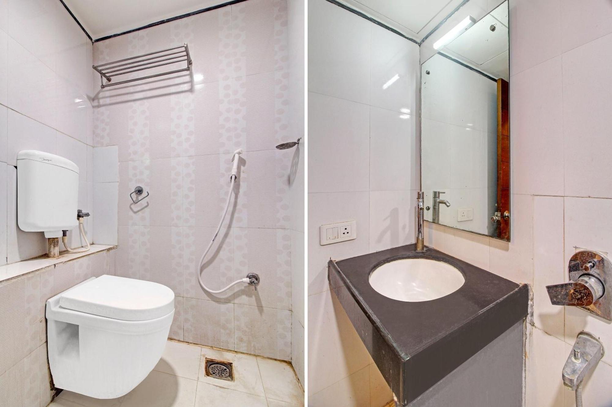 Collection O 82357 Hotel Surabhi Pride Trimulgherry Esterno foto